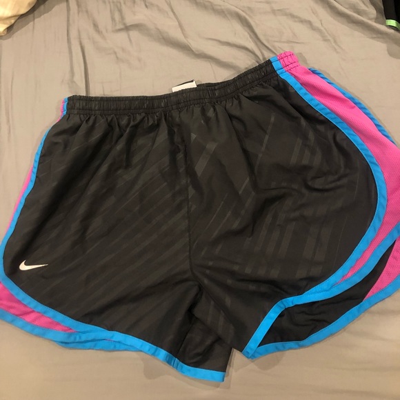 Nike Dri-Fit Athletic Shorts - Picture 2 of 3